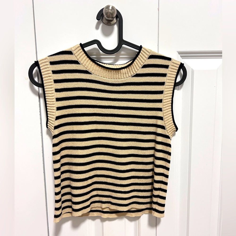 Striped Sleeveless Knit Top - Black and Cream
